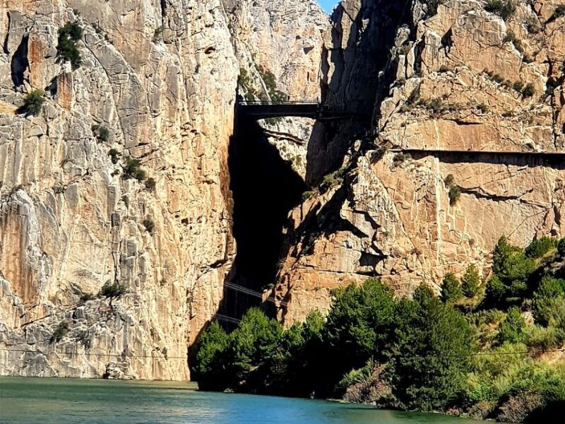 from-malaga-caminito-del-rey-white-village-tour-tapas