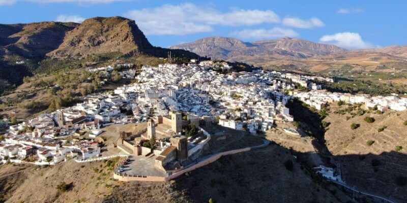 from-malaga-caminito-del-rey-white-village-tour-tapas