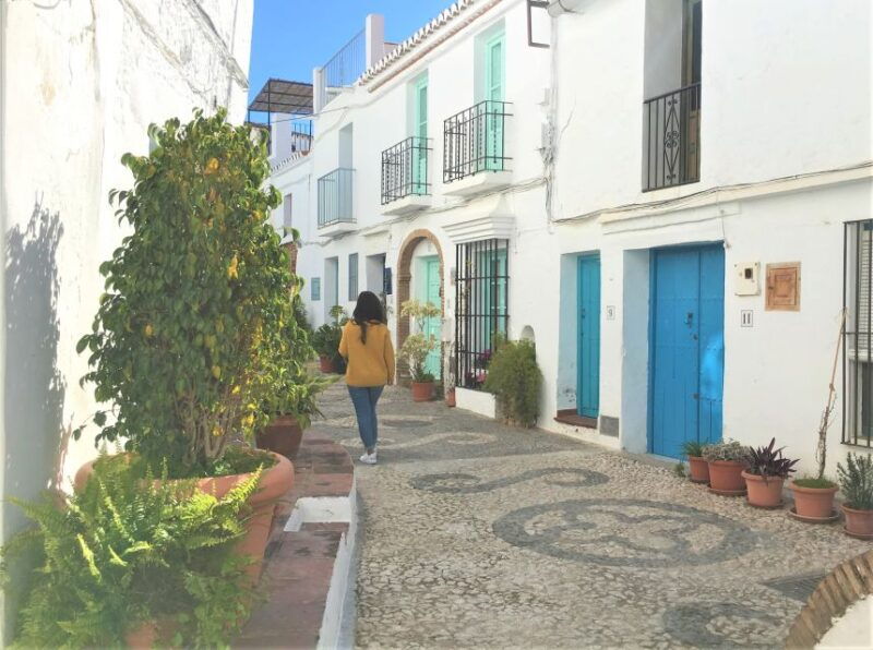from-malaga-frigiliana-hiking-tour-with-wine-appetizers