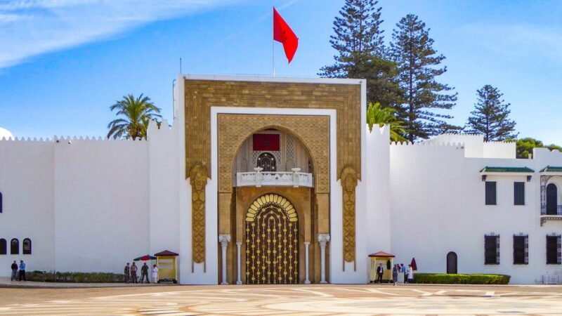 From Málaga: Morocco Day Trip with Tour Guide and Lunch - Key Points