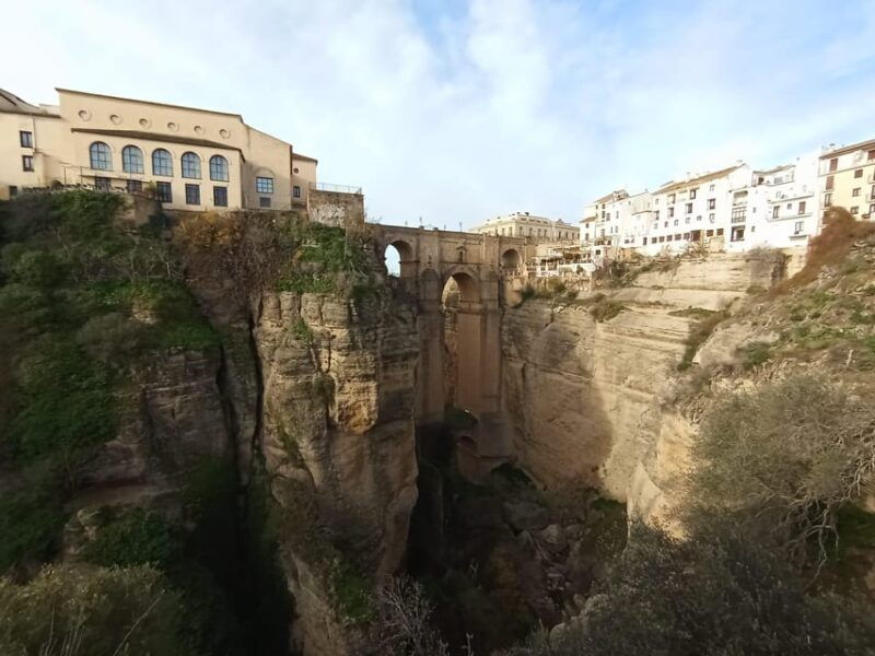 from-malaga-private-tour-to-ronda-and-setenil