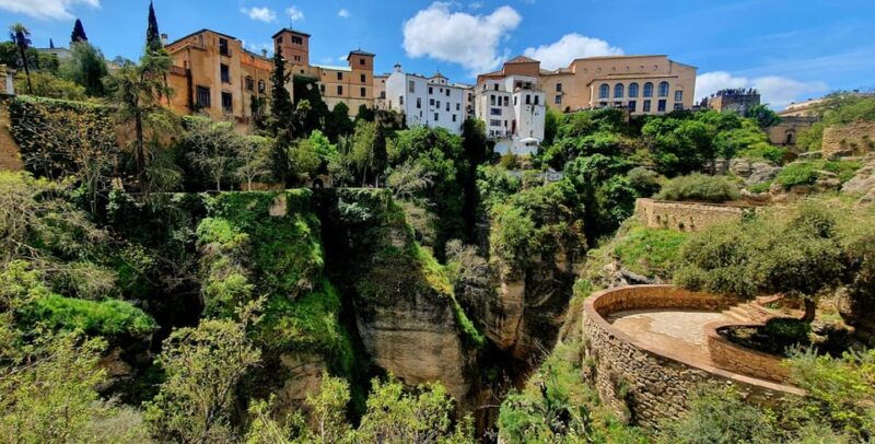 from-malaga-ronda-and-setenil-de-las-bodegas-complete-tour