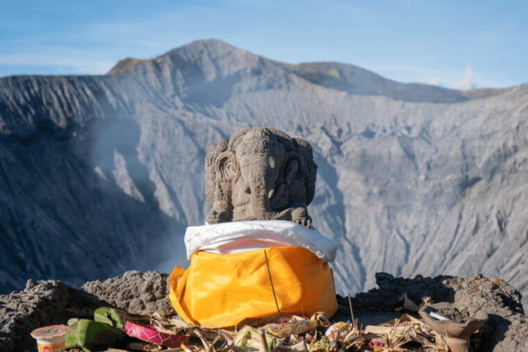 from-malang-2-days-mount-bromo-ijen-volcano-crater-tour