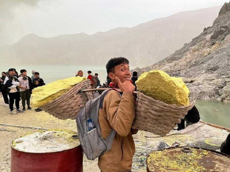 from-malang-a-private-kawah-ijen-midnight-tour