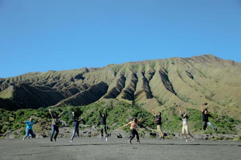 From Malang: Shared Bromo Sunrise Tour with Snack Box - In-Depth Review of the Tour Itinerary