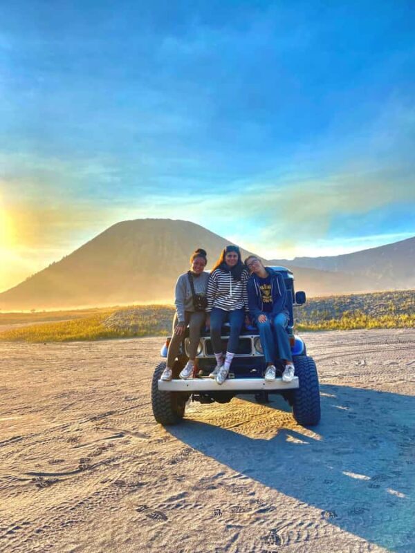 From Malang: Shared Bromo Sunrise Tour with Snack Box - What Makes This Tour Valuable?