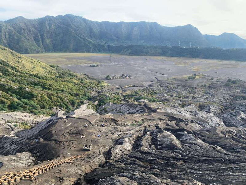 from-malang-surabaya-mount-bromo-and-ijen-crater-2-day-tour