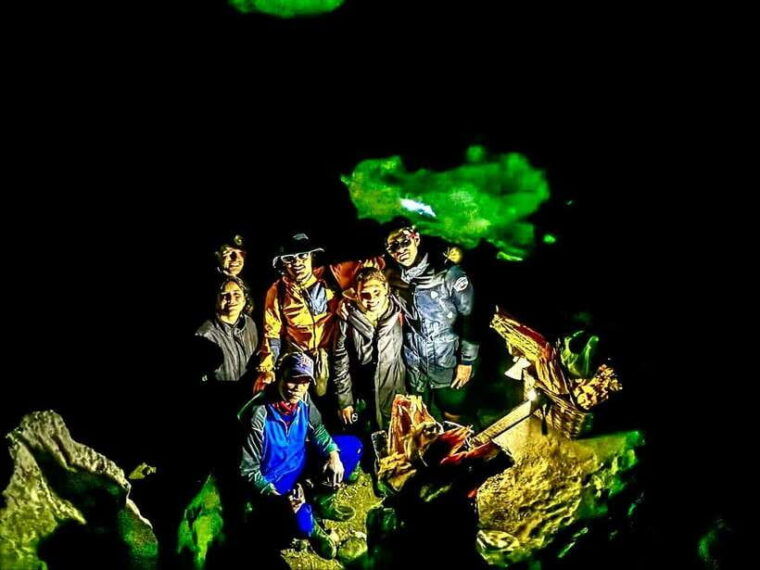 from-malang-surabaya-mount-bromo-and-ijen-crater-2-day-tour
