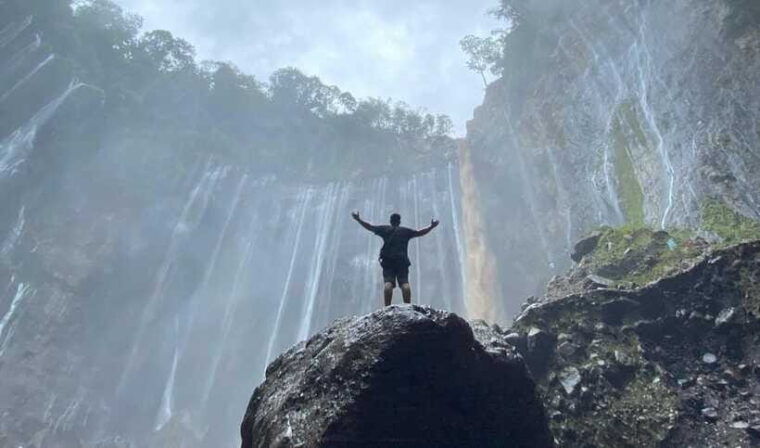 from-malang-tumpak-sewu-waterfall-private-tour
