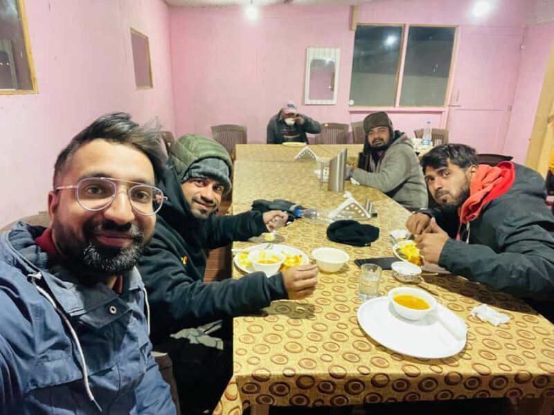 From Manali: 10-Day Motorbike Tour to Leh and Srinagar - Key Points