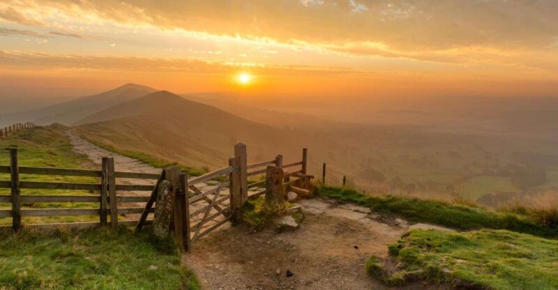 from-manchester-derbyshire-and-peak-district-day-trip