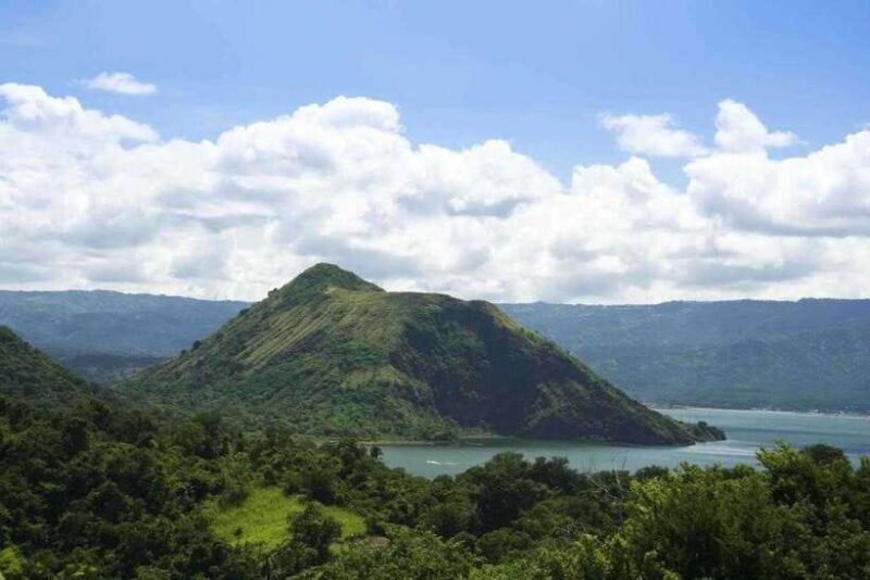 from-manila-panoramic-tagaytay-ridge-tour