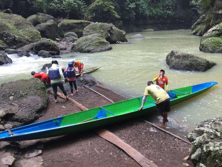 from-manila-taal-volcano-island-pagsanjan-falls-day-tour