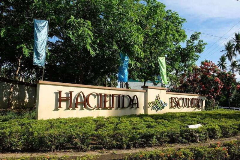 from-manila-villa-escudero-guided-tour