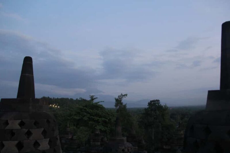 From Manohara Resort: Borobudur Sunrise & Prambanan Tours - FAQ