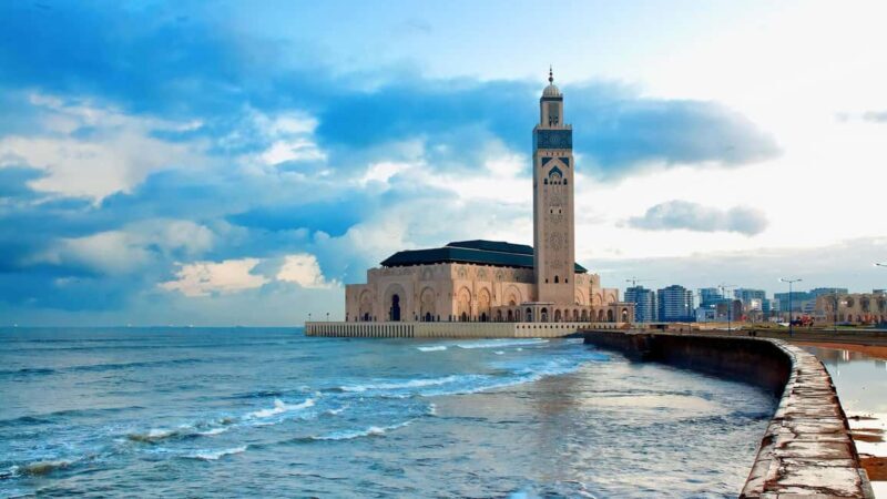 From Marrakech: Day Trip to Casablanca with local guide - Shopping and Tasting in Habous Quarter