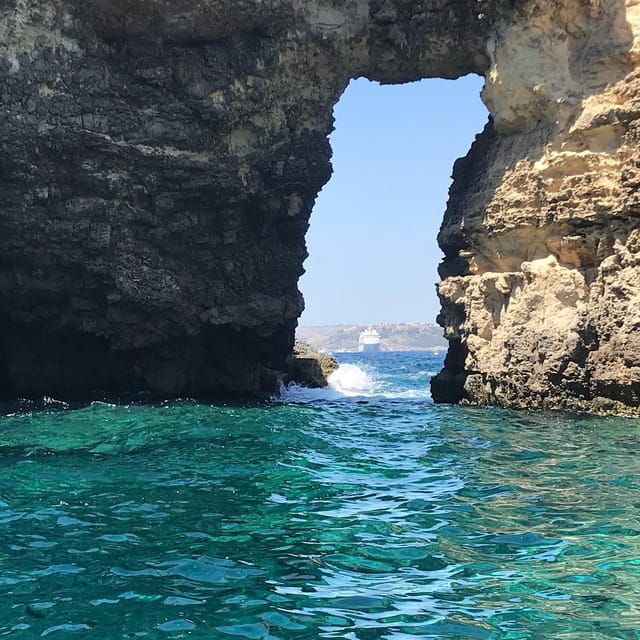 from-marsamxett-maltese-islands-private-yacht-charter