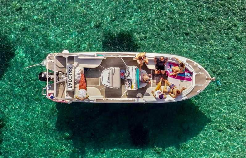 from-marseille-iconic-calanques-boat-tour-with-snorkeling