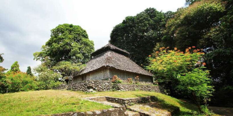 from-mataram-sendang-gile-waterfall-senaru-village-tour