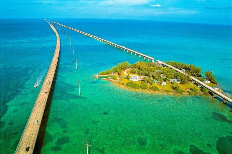 from-miami-day-trip-to-key-west-by-shuttle-bus