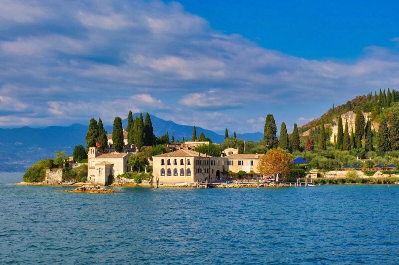 from-milan-full-day-discovering-garda-lake