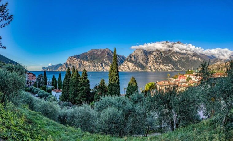 from-milan-full-day-discovering-garda-lake