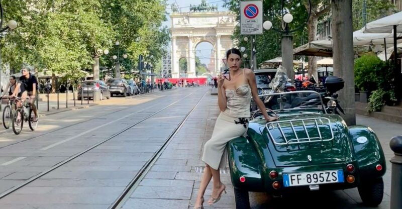 from-milan-tour-in-monza-and-villa-reale-with-a-classic-car