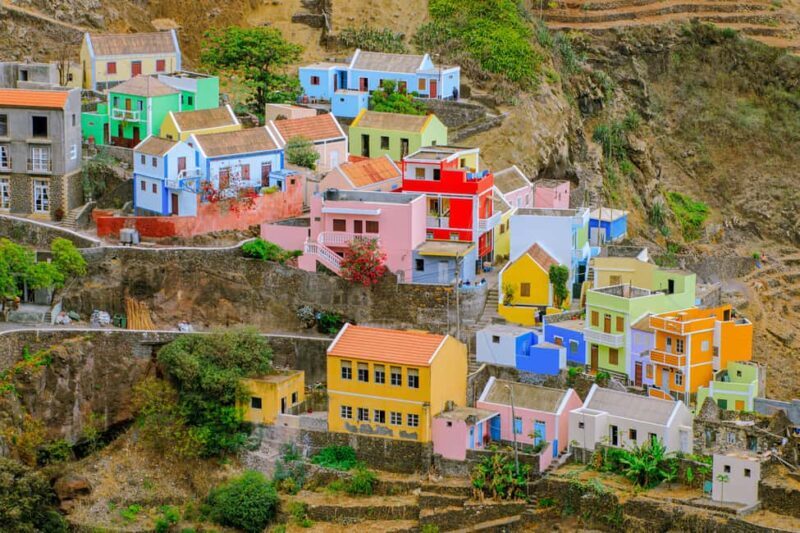 From Mindelo: Santo Antão Island Day Trip with Lunch - Scenic Stops and Photo Opportunities