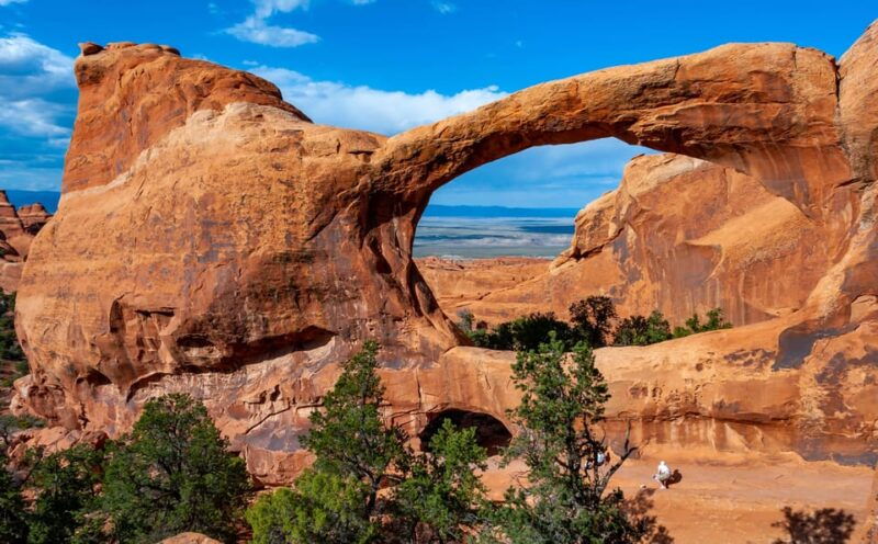 from-moab-arches-national-park-scenic-tour-with-short-hikes