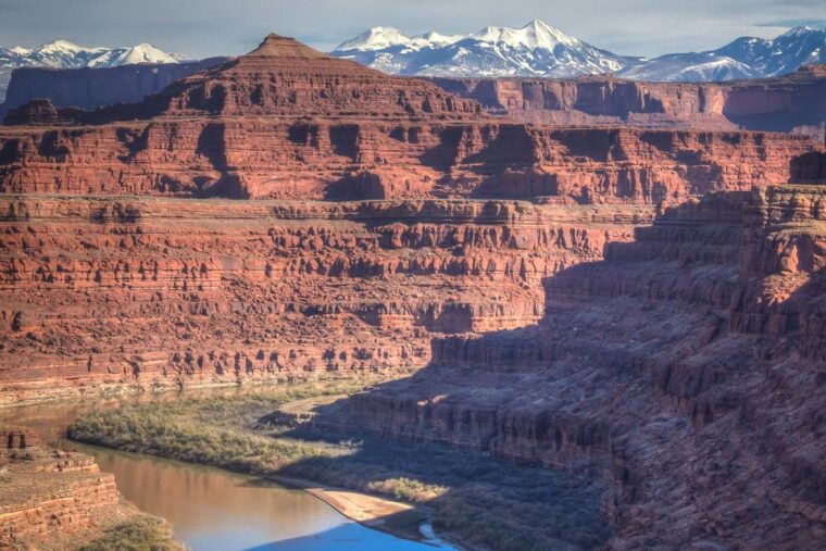 from-moab-full-day-canyonlands-and-arches-4x4-driving-tour