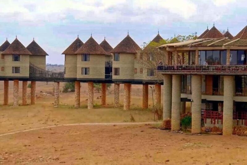 From Mombasa:5 Days Tsavo East,West and Saltlick Lodge safar - The Itinerary in Detail