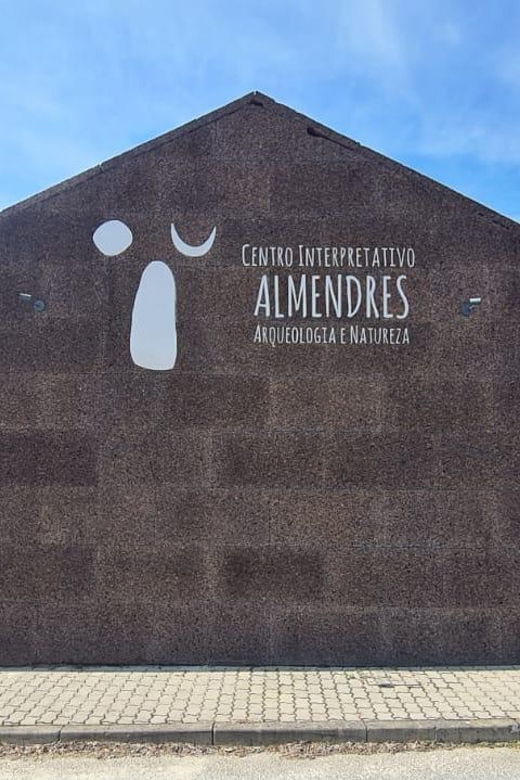 from-montemor-or-evora-guided-hike-to-almendres-megalithic