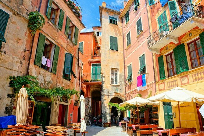 from-monterosso-best-of-cinque-terre-private-guided-tour