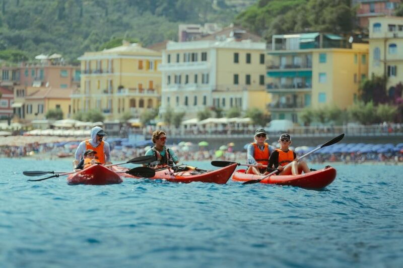 from-monterosso-to-vernazza-guided-cinque-terre-kayak-tour