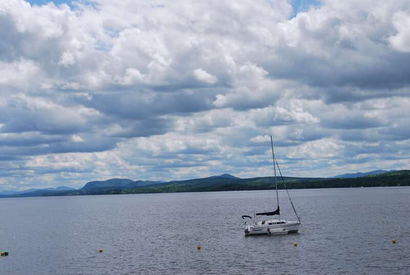 from-montreal-eastern-townships-region-day-trip