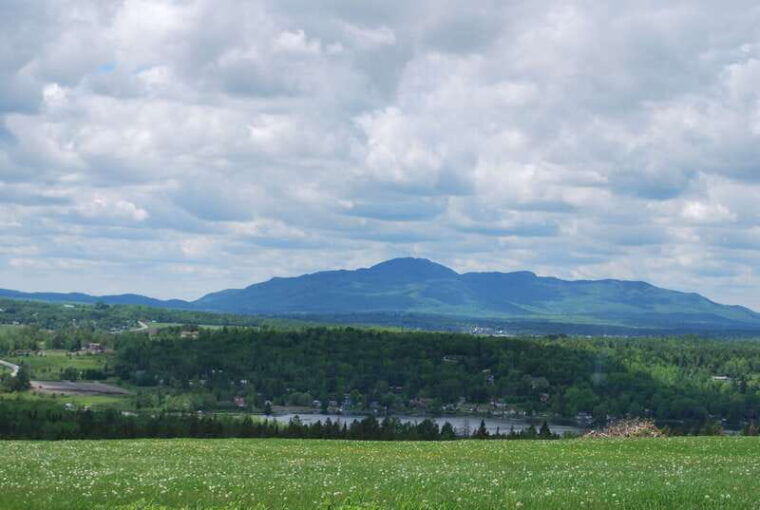 from-montreal-eastern-townships-region-day-trip