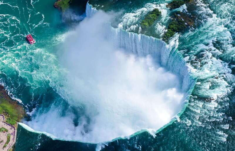 from-montreal-toronto-niagara-falls-1000-islands-tour-2