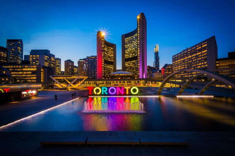 from-montreal-toronto-niagara-falls-1000-islands-tour-2