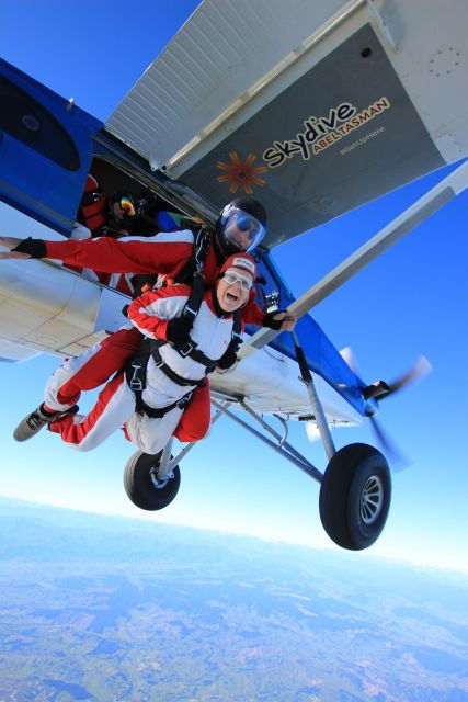 from-motueka-abel-tasman-tandem-skydive-experience