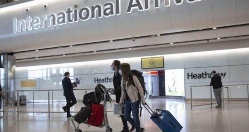 From Mumbai: Private Guided Taj Mahal Trip with Overnight - Key Points