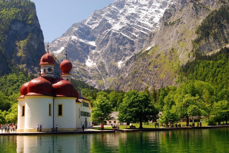 From Munich: Eagle's Nest, Königssee & Salzburg Private Tour - Third Stop: Salzburg’s Old Town