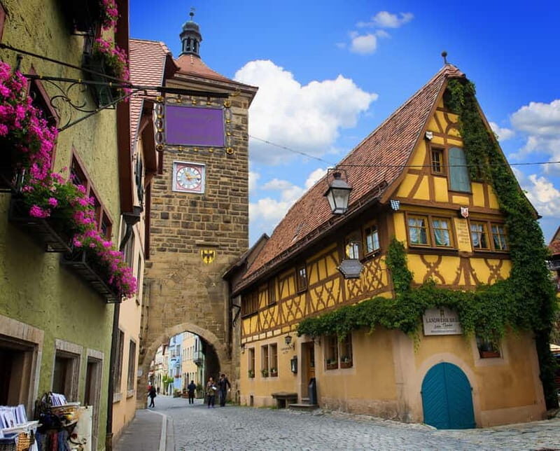 From Munich: Private Guided Tour to Rothenburg ob der Tauber - Exploring the Bavarian Countryside in Style