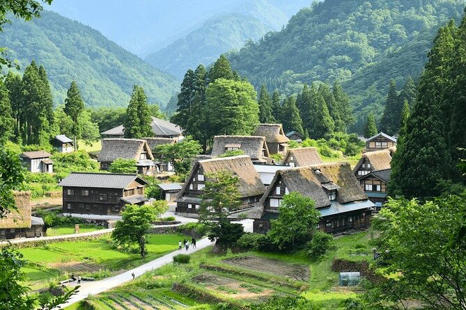 from-nagoya-hida-takayama-shirakawa-go-small-group-tour