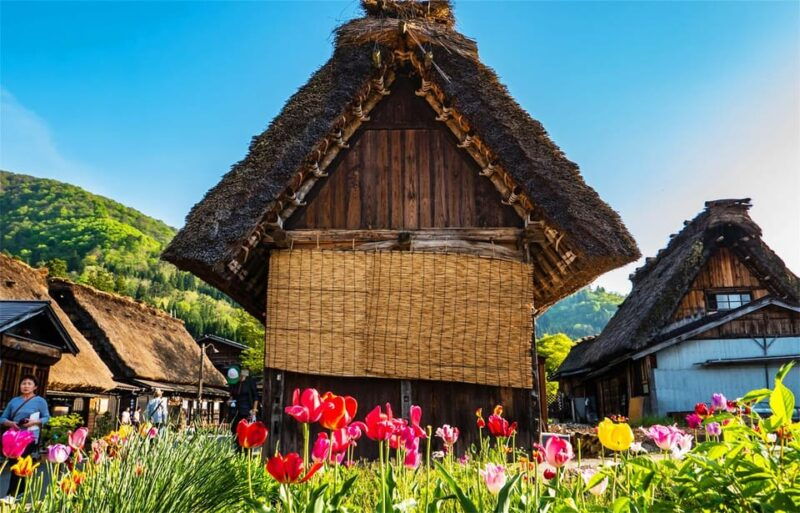 from-nagoya-shiragawago-and-hida-takayama-day-tour