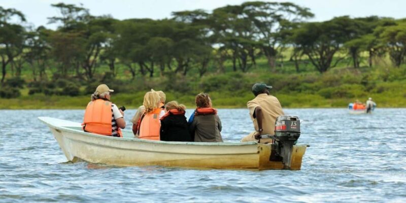 From Nairobi: 2-Day Naivasha Safari with Accommodation - Authentic Experiences and Tips