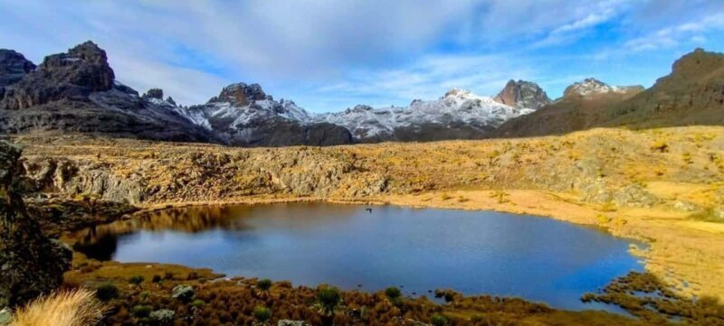 From Nairobi: Mount Kenya Day Hike with Transfers - Key Points