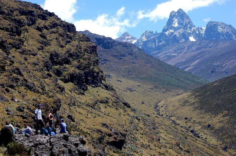 From Nairobi: Mount Kenya National Park Full-Day Hike - Key Points