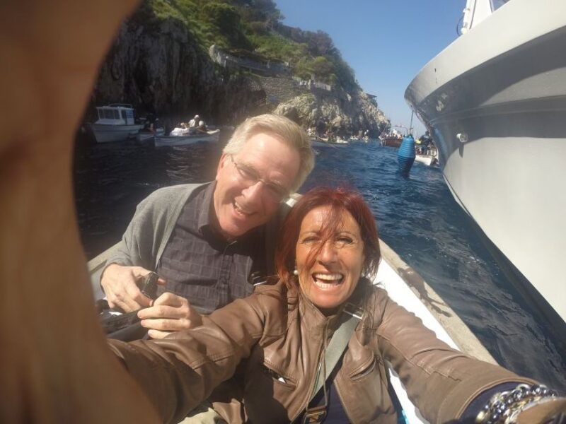 from-naples-blue-grotto-and-capri-trip