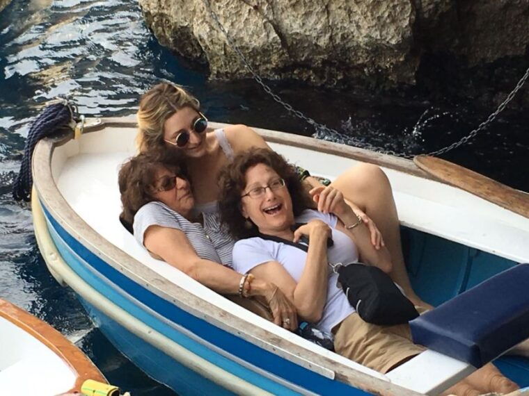 from-naples-blue-grotto-and-capri-trip