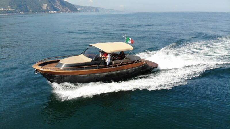 from-naples-boat-tour-to-capri-island-with-aperitiv